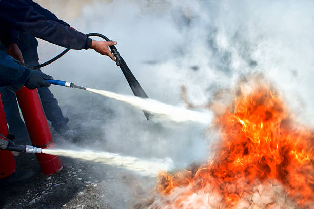 Fire Extinguishing with powder type fire extinguisher